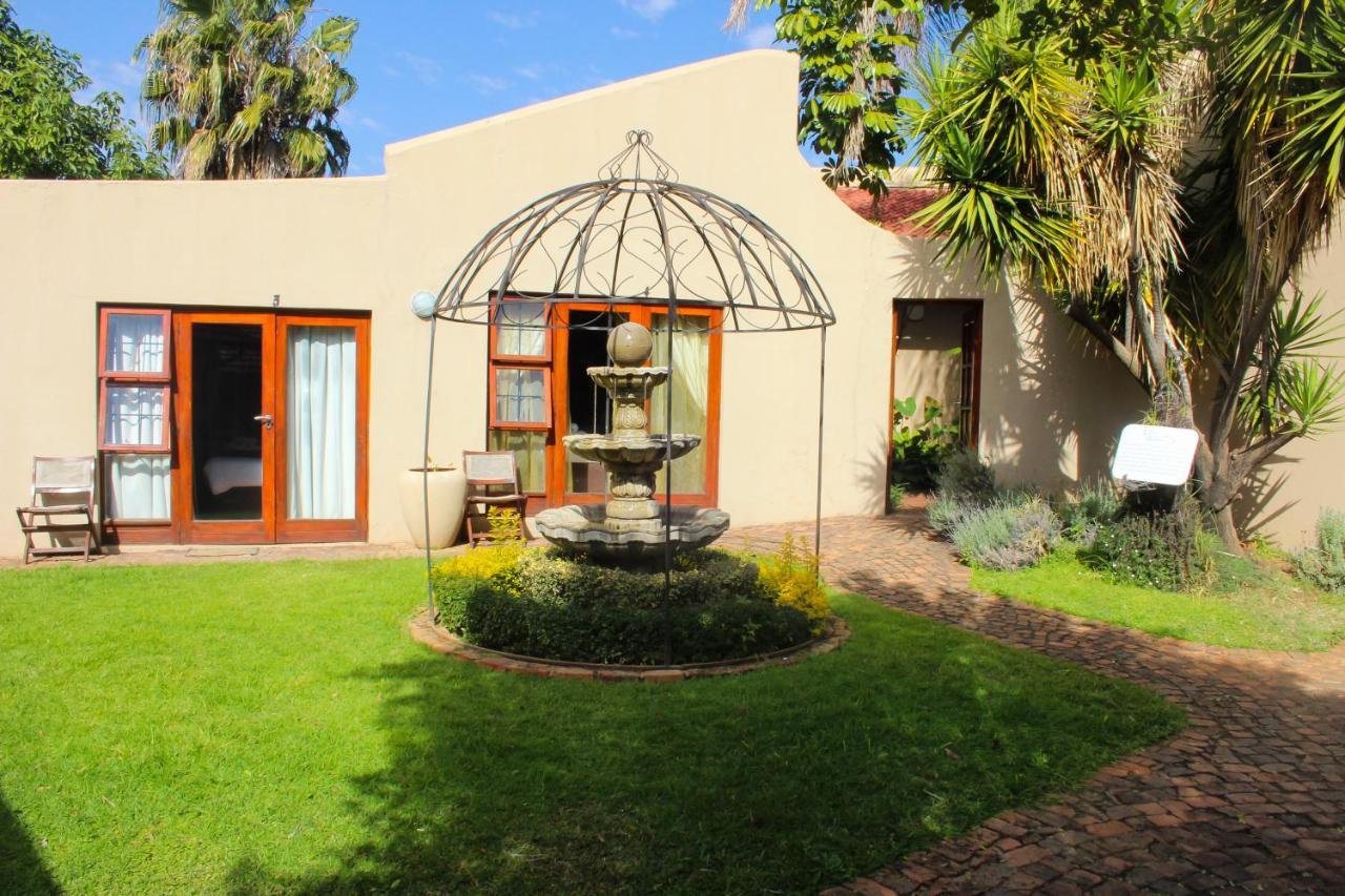 Echo Garden Guesthouse Rustenburg Eksteriør billede
