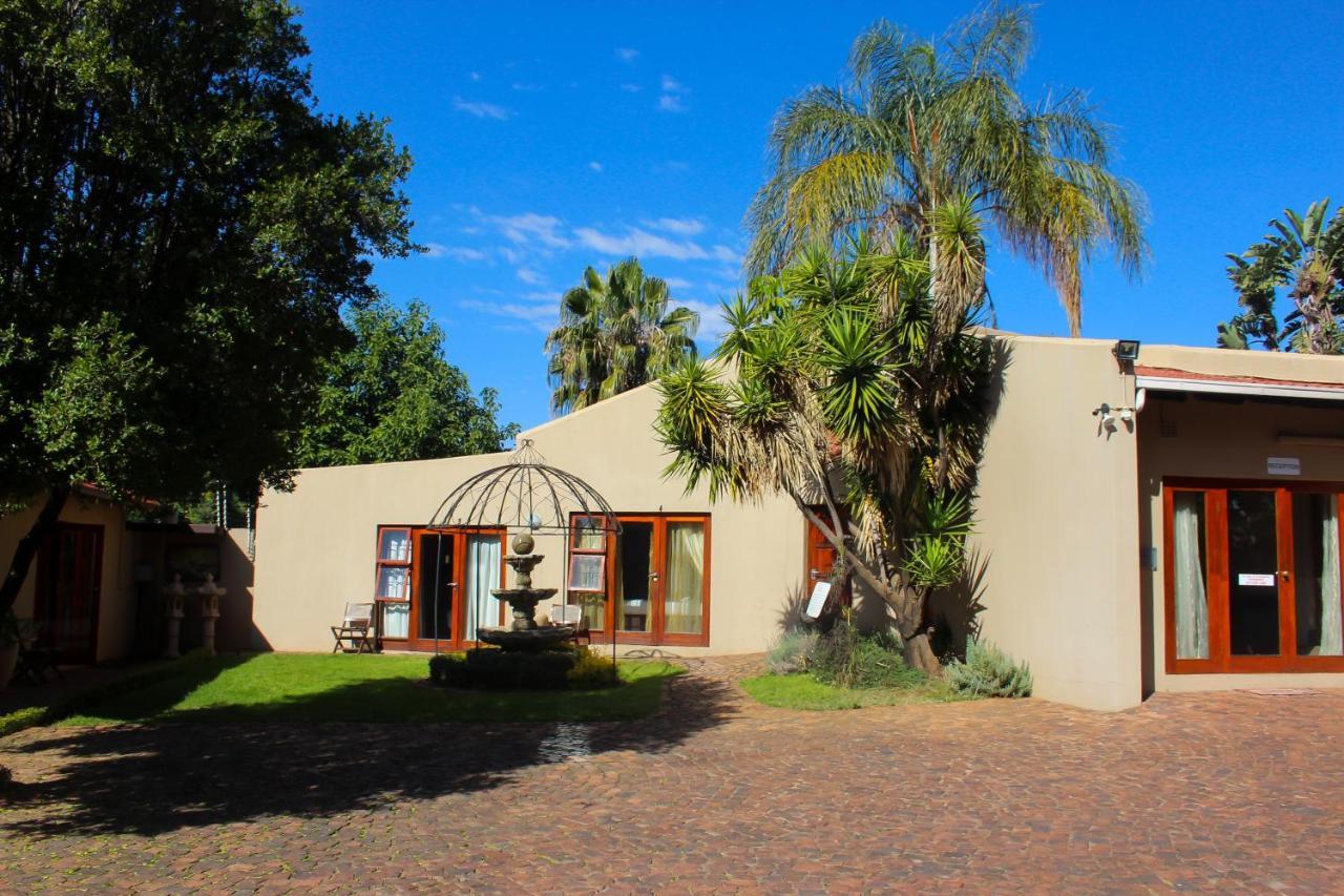 Echo Garden Guesthouse Rustenburg Eksteriør billede